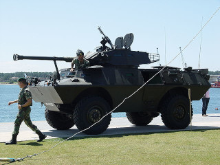 Cadillac Gage Commando